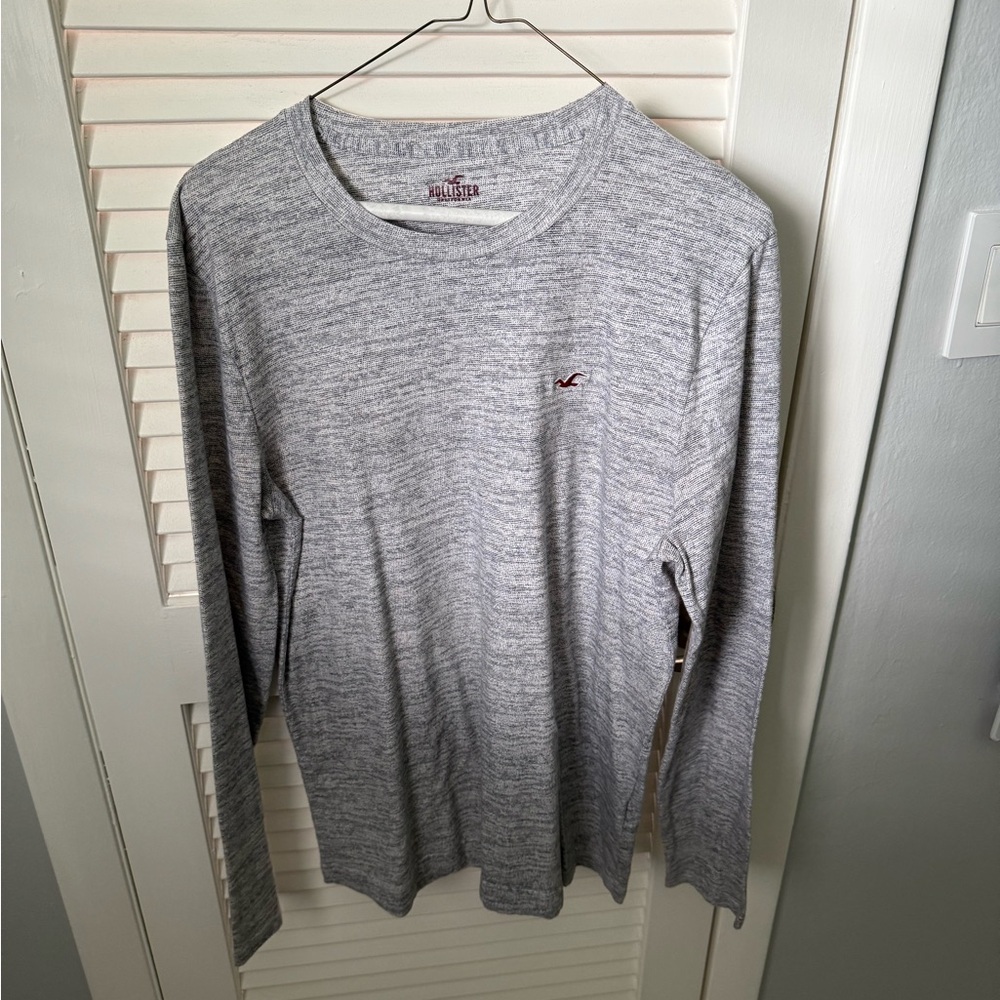 Hollister Gray Long Sleeve Tee Shirt